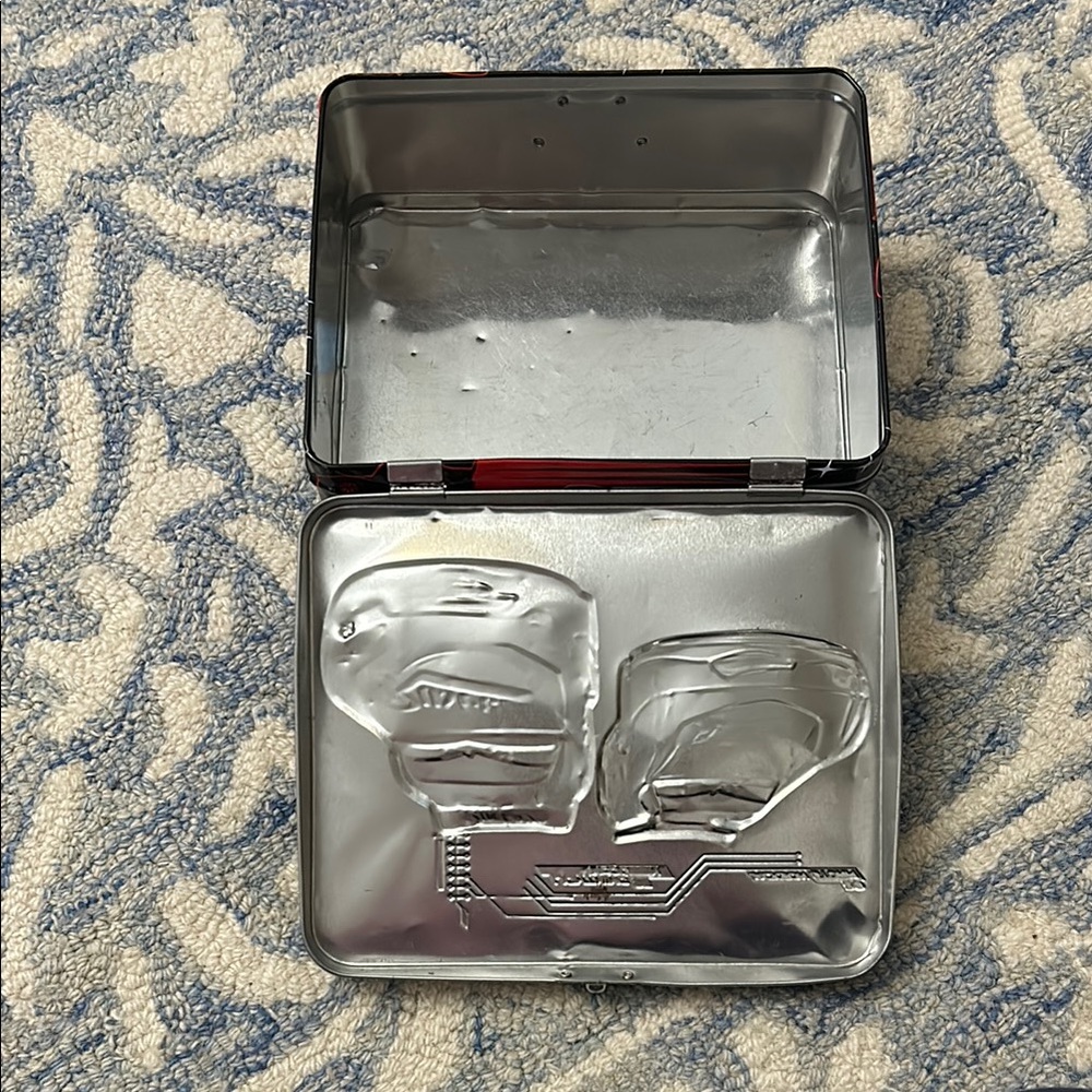 Cars Metal Lunch Box - Picture 2 of 3